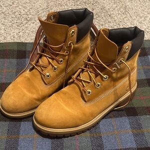 Women’s Tan Timberland Boots